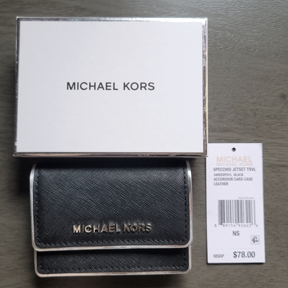 Michael Kors accordion wallet